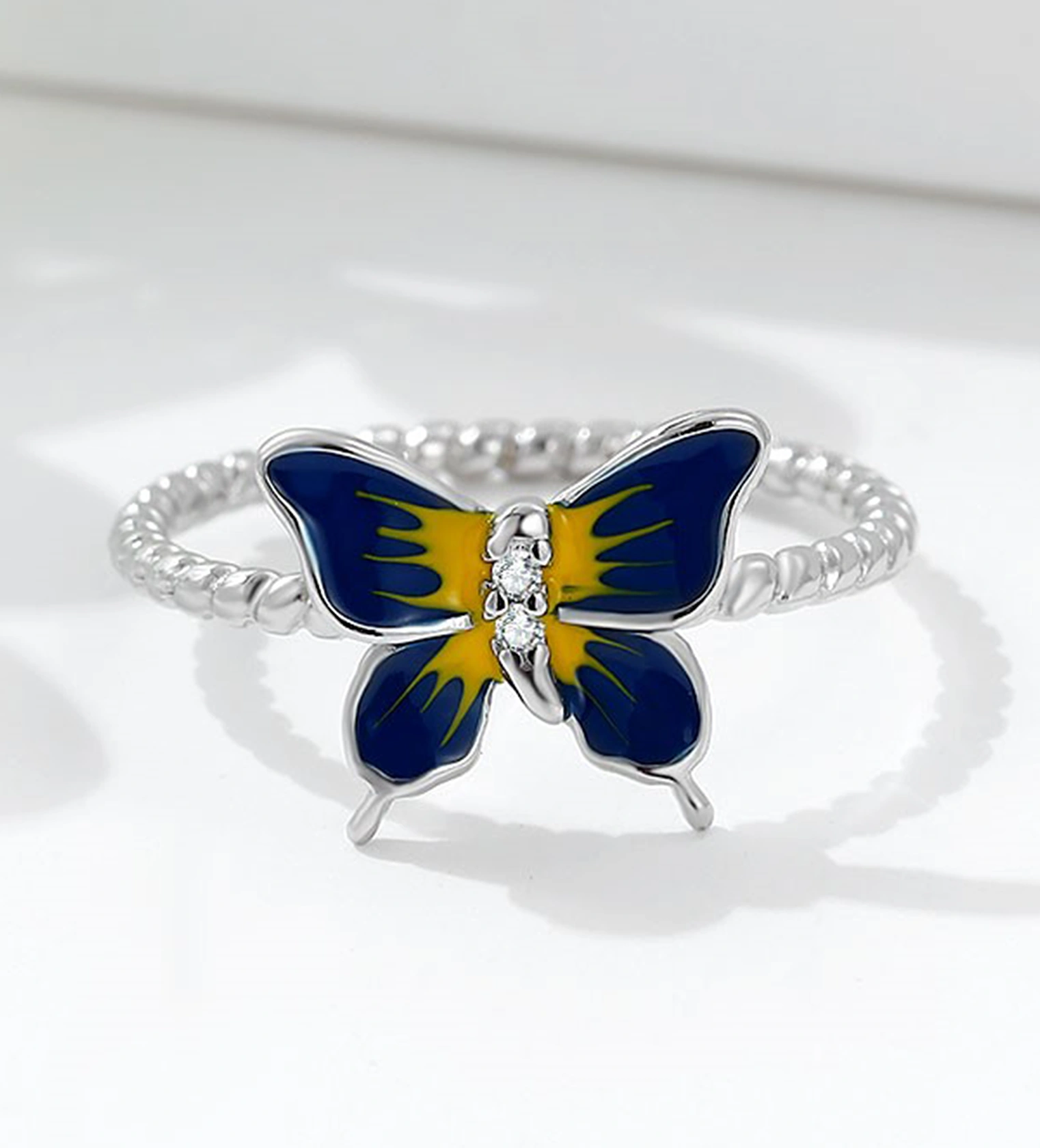 Azure Flutter Ring