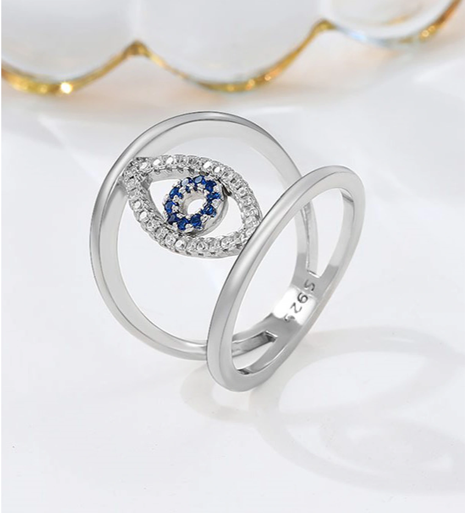 Azure Eye Halo Ring